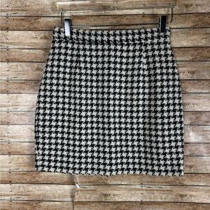 United Colors Of Benetton Pure Italian Wool Houndstooth Skirt sz 44